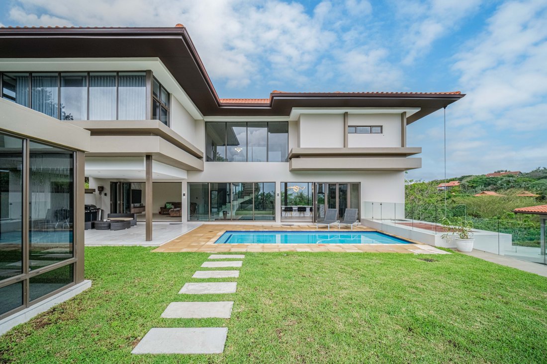 House in Dolphin Coast, KwaZulu-Natal, South Africa 2 - 16396404