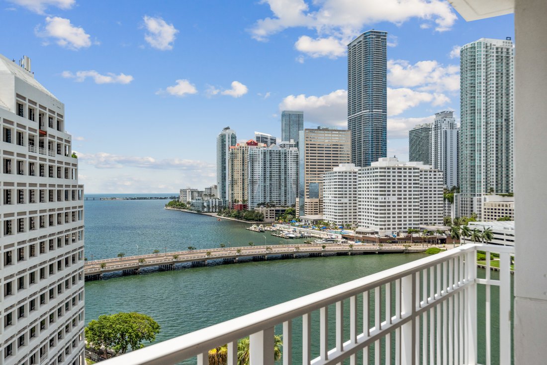 Condo in Miami, Florida, United States 1 - 16395420