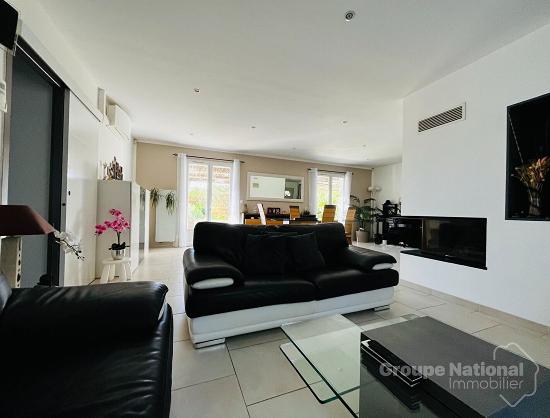 Villa in La Roque-sur-Ceze, Occitania, France 5 - 16395403