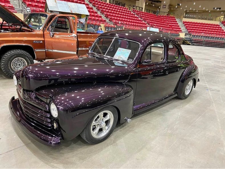 Coupe in Glendale, United States 4 - 16395314