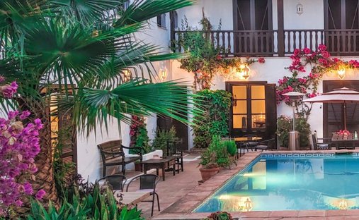 Casa di campagna a Estepona, Andalusia, Spagna 1