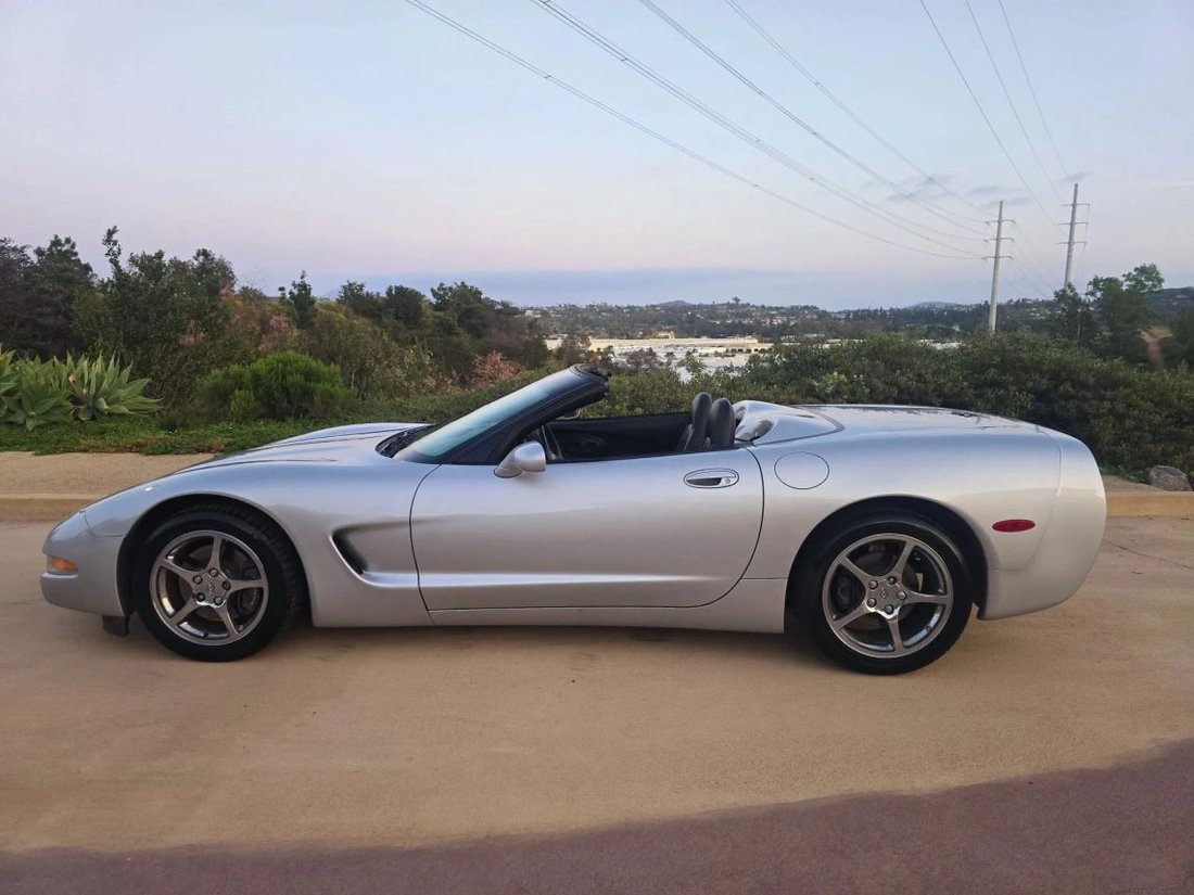 Cabriolet in Escondido, CA, United States 5 - 16395871