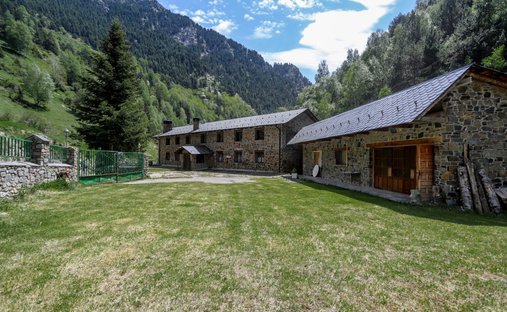 House in les Valls de Valira, Catalonia, Spain 1