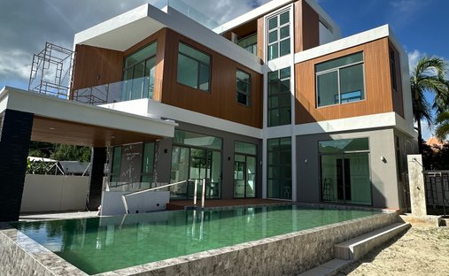 Villa in Chalong, Phuket, Thailand 1