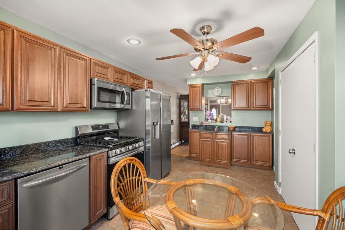 House in New York, New York, United States 5 - 16396667