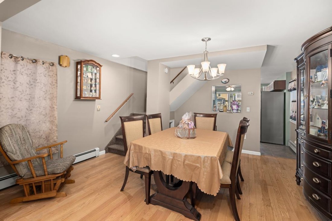 House in New York, New York, United States 4 - 16396667