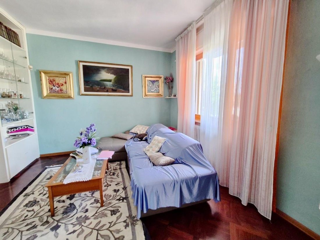 Villa in Center, Cascina, Tuscany 3 - 16396869