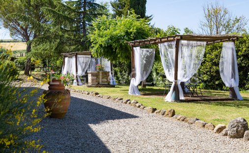 Castle for Sale in Castiglione d'Orcia, Tuscany, Italy