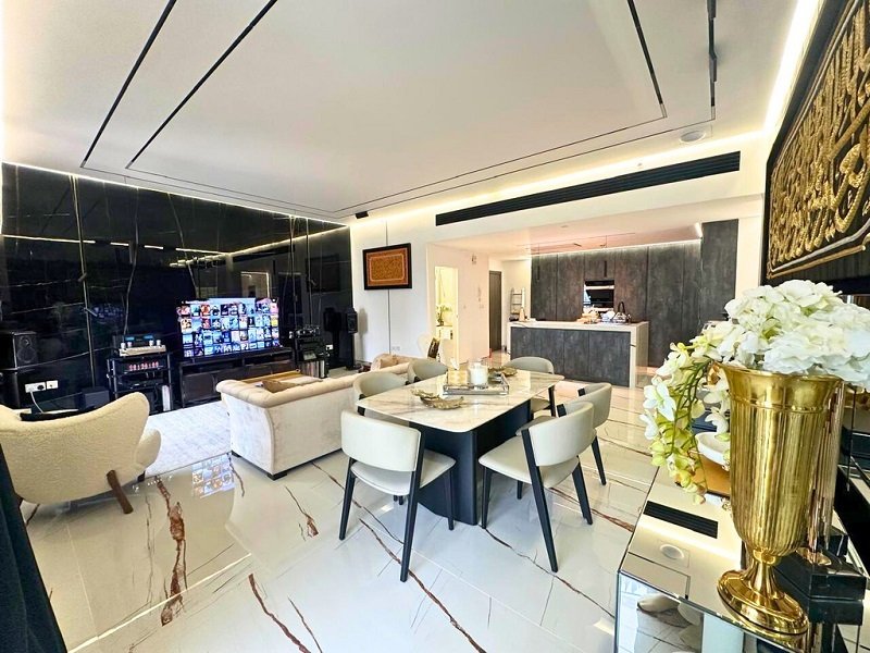 Apartment in Jumeirah Beach Residence, Dubai, United Arab Emirates 4 - 16400018