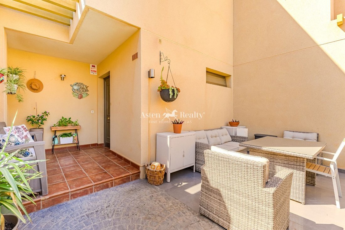 House in Granadilla de Abona, Canary Islands, Spain 2 - 16397263