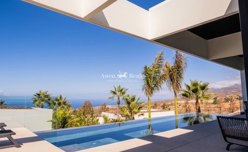 Villa in Guia de Isora, Canary Islands, Spain 1