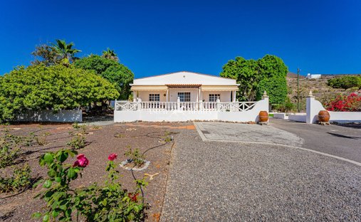 House in Guia de Isora, Canary Islands, Spain 1