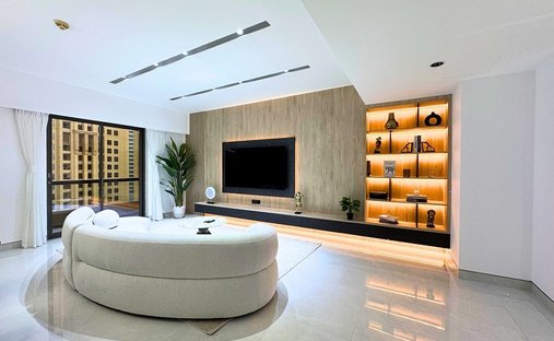 Apartment in Jumeirah Beach Residence, Dubai, United Arab Emirates 1