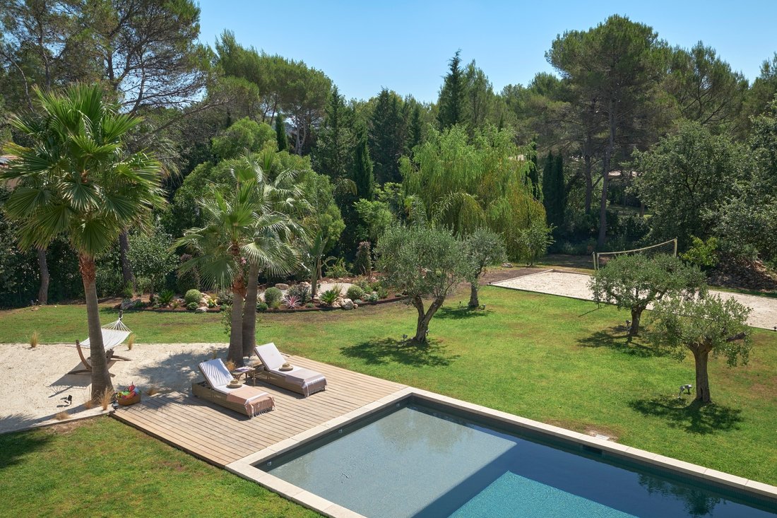Villa in La Roquette-sur-Siagne, Provence-Alpes-Côte d'Azur, France 2 - 16399277