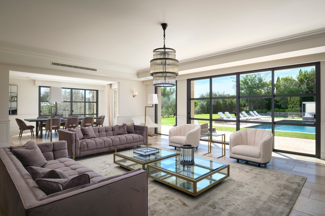 Villa in Mougins, Provence-Alpes-Côte d'Azur, France 4 - 16399388