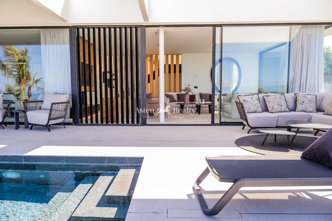Villa in Guia de Isora, Canary Islands, Spain 3 - 16397253