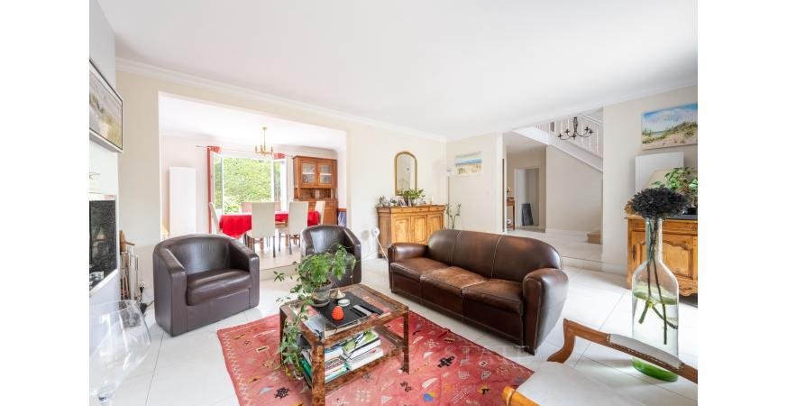 House in Nord, Chambourcy, France 3 - 16397089