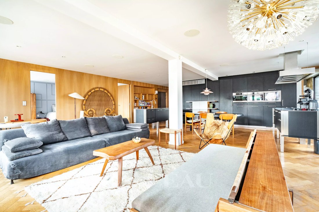 Apartment in Perouses, Paris, Ile-de-France 4 - 16397088