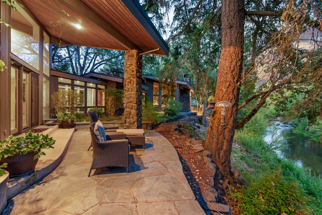House in Eagle Point, Oregon, United States 1 - 16399610