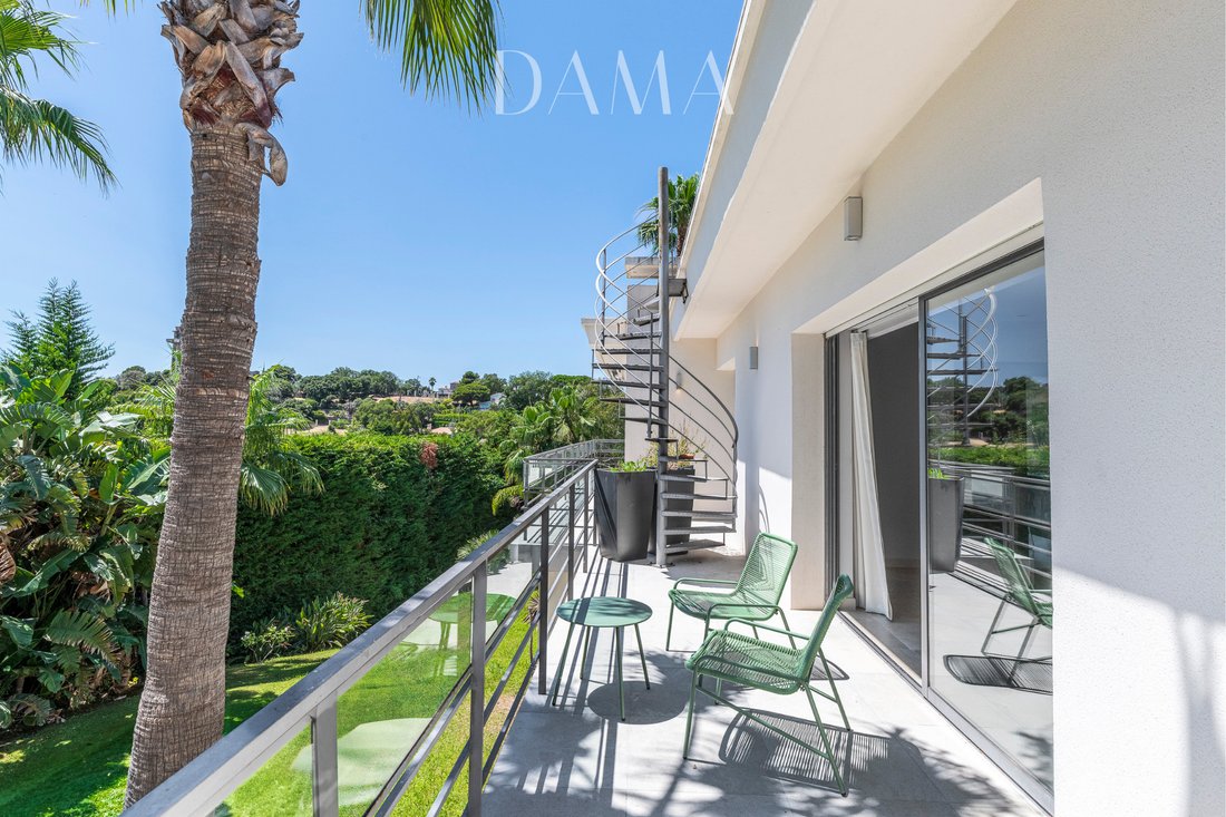 Villa in Centre, Vallauris, France 5 - 15915581