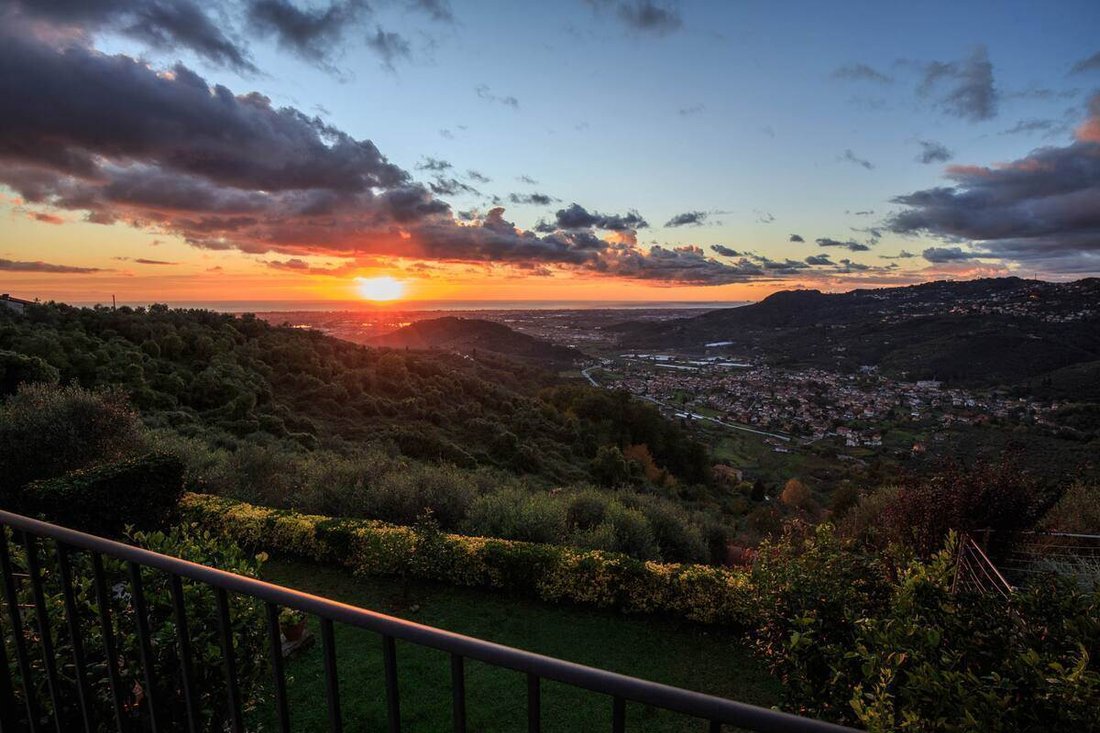 Villa in Pieve a Elici, Massarosa, Tuscany 4 - 16398581