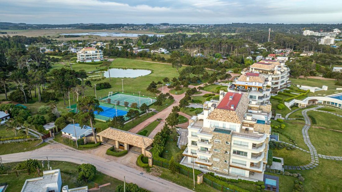 Apartment in Punta Ballena, Maldonado Department, Uruguay 3 - 16398406