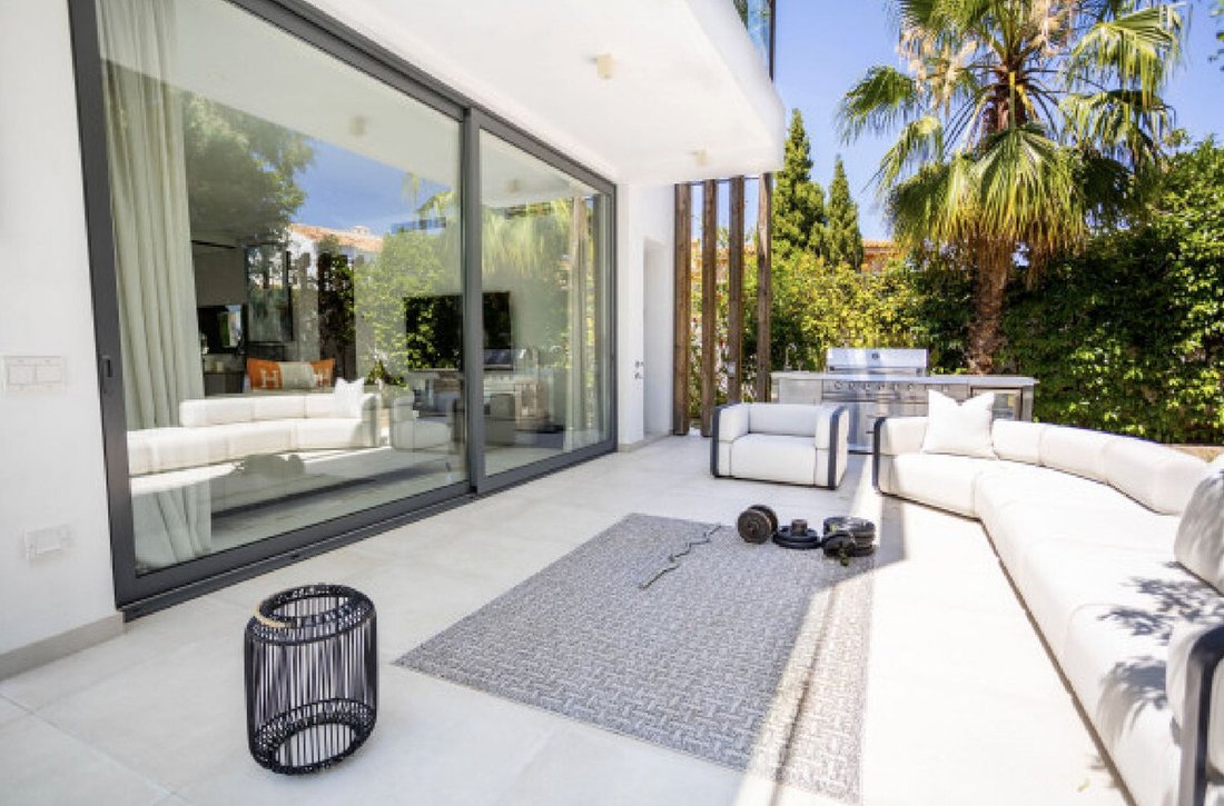 Villa in Benahavis, Andalusia, Spain 3 - 16397558