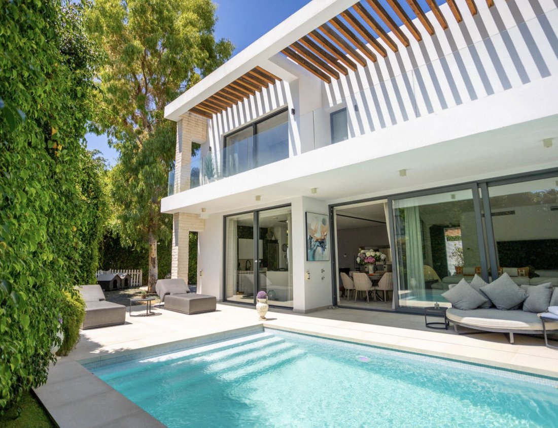 Villa in Benahavis, Andalusia, Spain 2 - 16397558