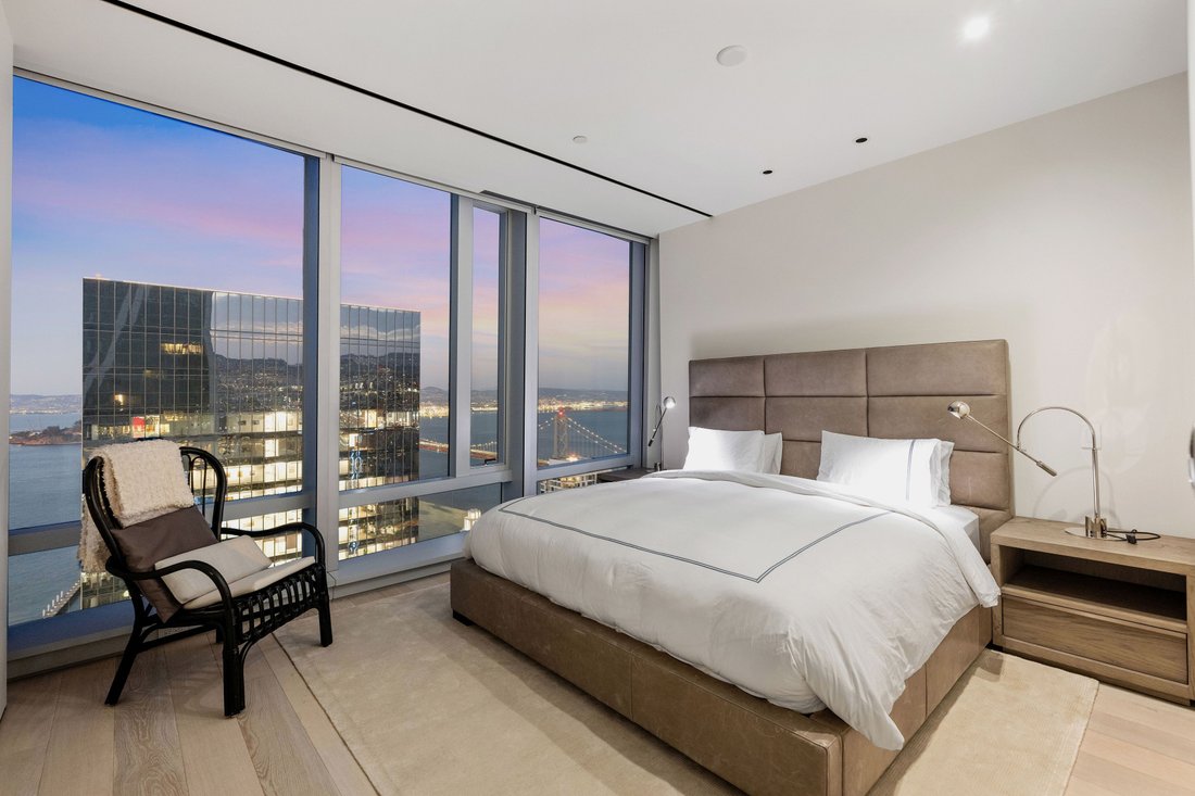 Condo in San Francisco, California, United States 4 - 16399745