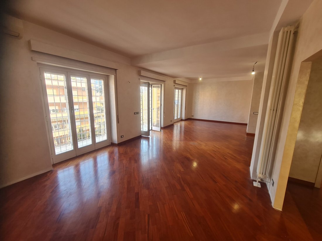Apartment in Balduina, Rome, Lazio 3 - 15259115