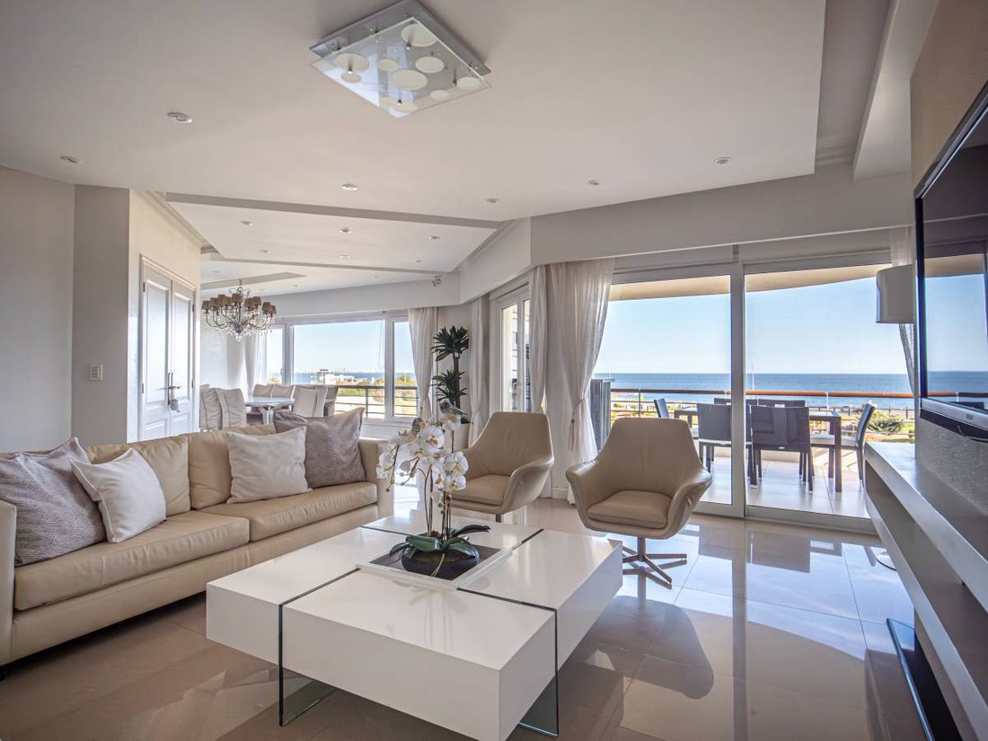 Apartment in Punta Ballena, Maldonado Department, Uruguay 1 - 16398406