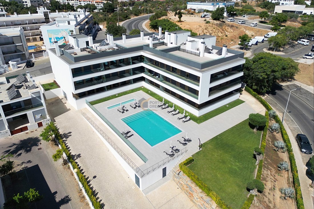 Apartment in Olhos de Agua, Algarve, Portugal 1 - 16398061