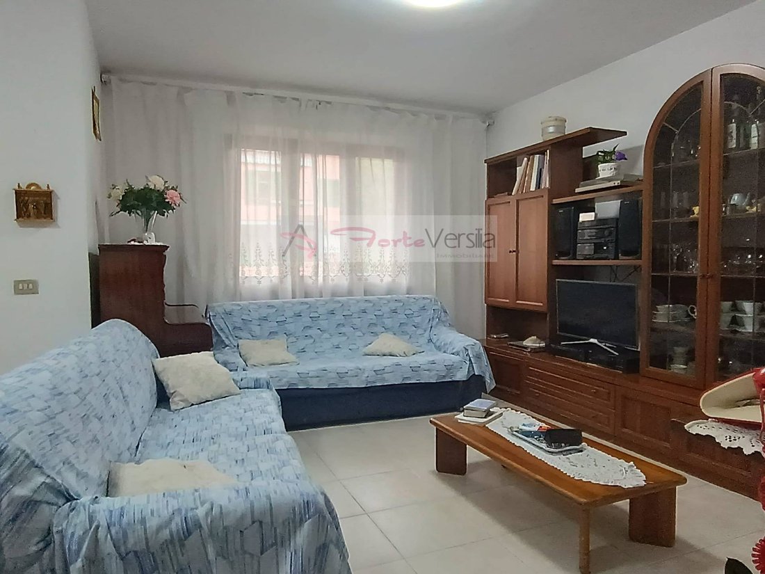 Villa in Vittoria Apuana, Forte dei Marmi, Tuscany 4 - 16399308