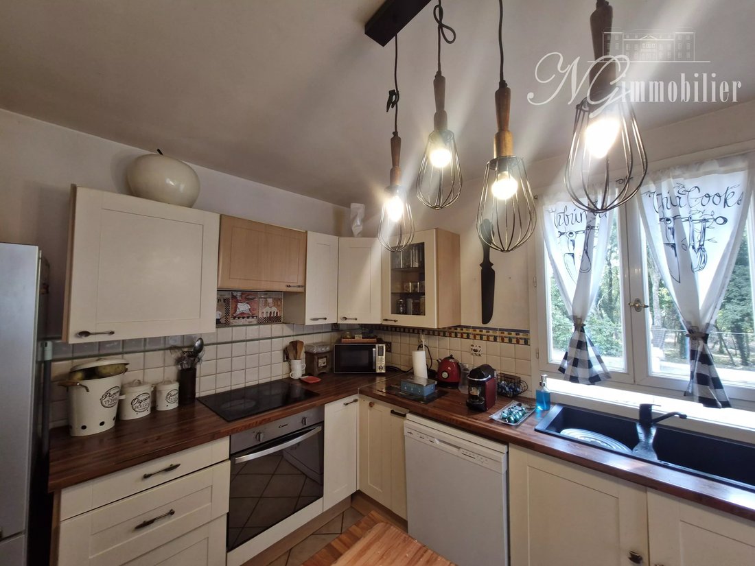Villa in Bagnols-en-Forêt, Provence-Alpes-Côte d'Azur, France 3 - 16398335