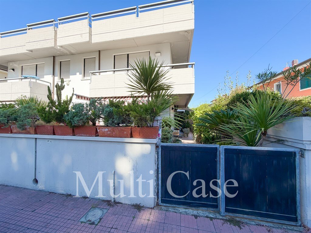 Villa in Marco Polo - Don Bosco, Viareggio, Tuscany 1 - 16398364