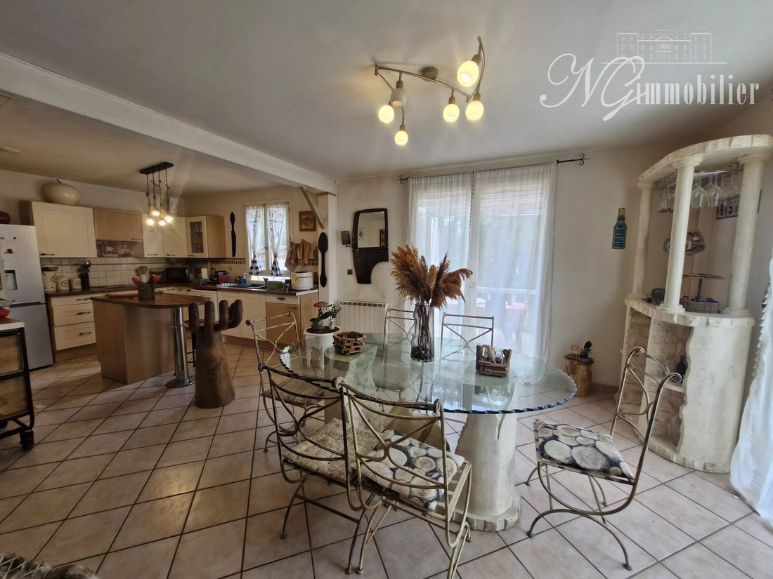 Villa in Bagnols-en-Forêt, Provence-Alpes-Côte d'Azur, Frankreich 3 - 16398335
