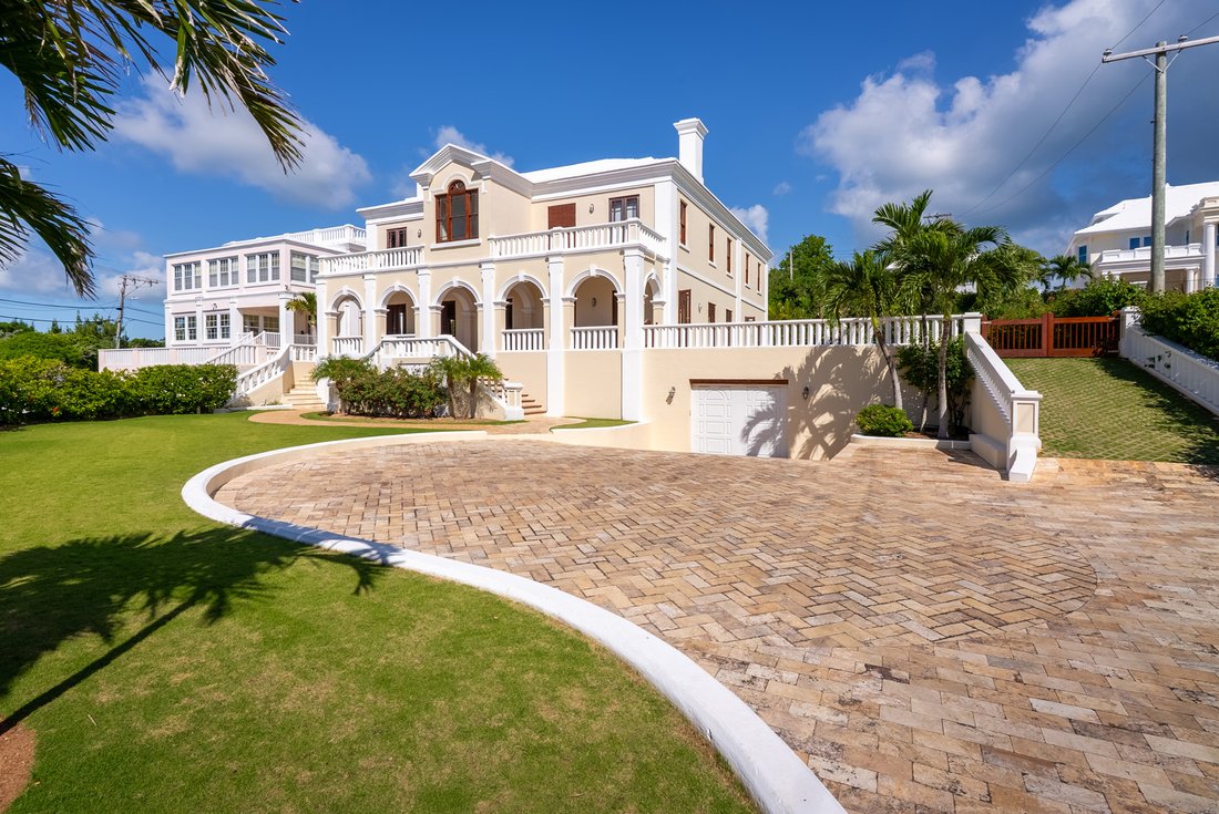 House in Hamilton, Pembroke Parish, Bermuda 1 - 16398256