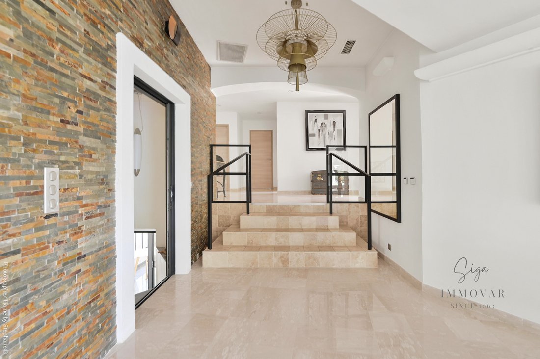 House in Centre Ville, Le Beausset, France 5 - 16398810