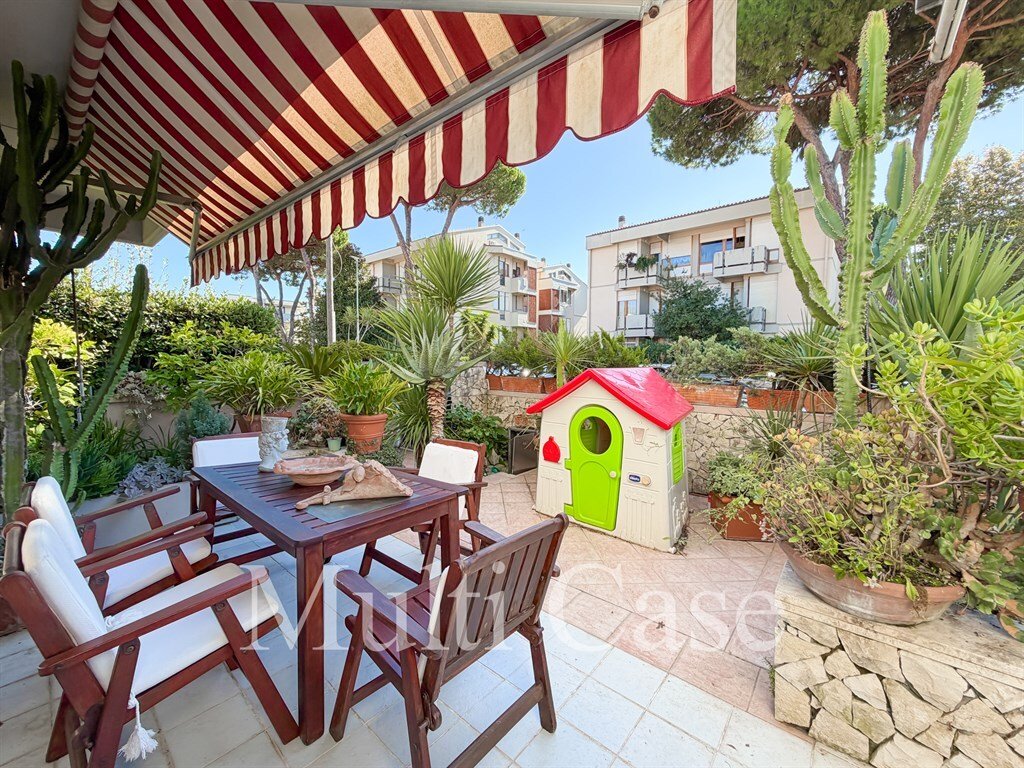 Villa in Marco Polo - Don Bosco, Viareggio, Tuscany 3 - 16398364