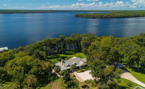House in Crescent City, Florida, United States 1