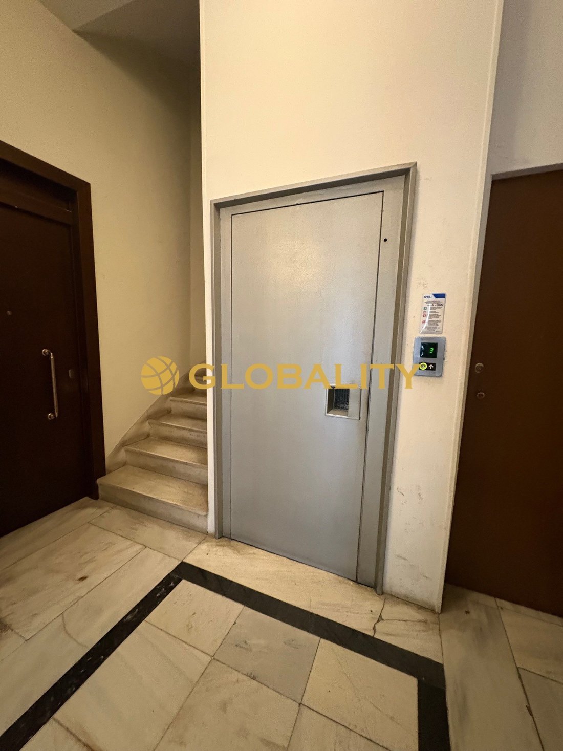 Apartment in Sunoikia Kolonakiou, 1st District of Athens, Athens 4 - 16399800