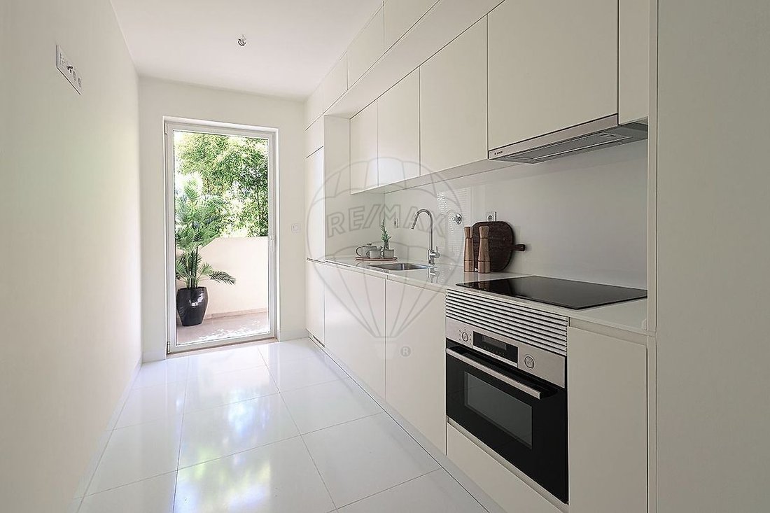 Apartment in Areeiro, Lisbon, Portugal 3 - 16225952