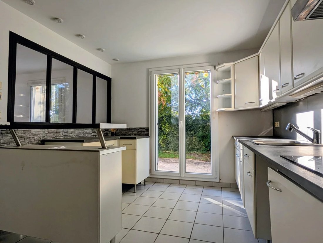 House in Centre Ville, Plaisir, France 3 - 16359180