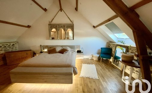 House 379m² Living Space, Great Comfort And Geothermal Energy