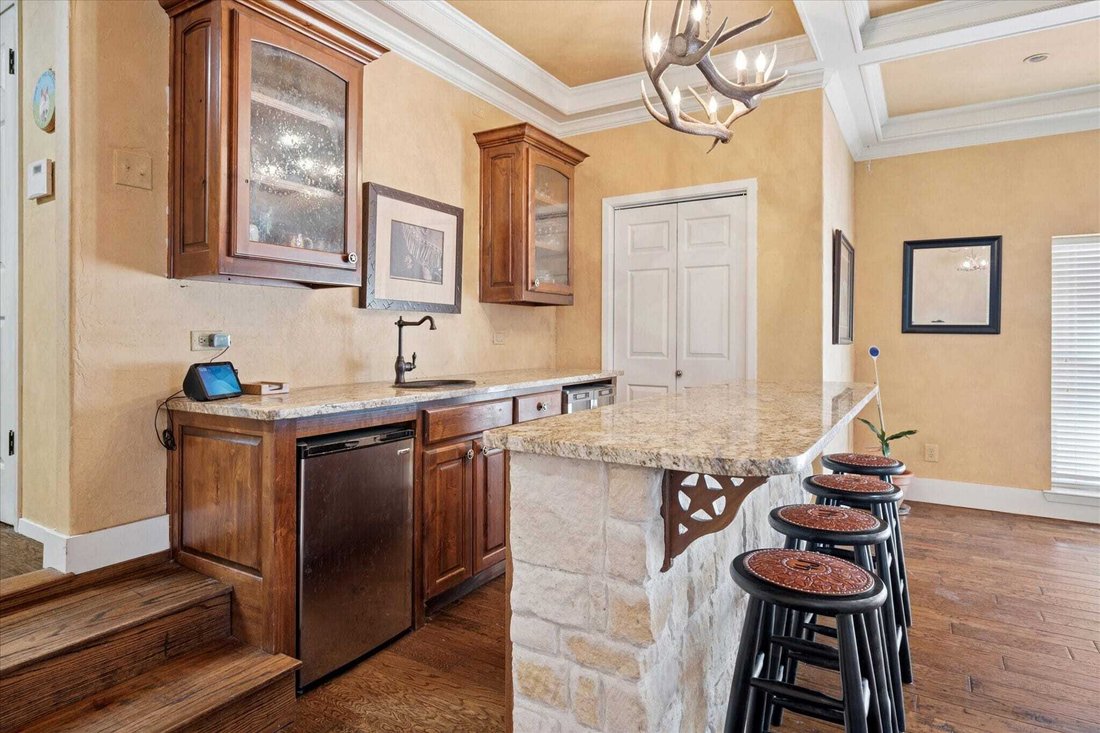 House in Cross Roads, Texas, United States 4 - 16399496