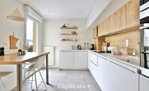 Apartment in Centre Ville, Tassin-la-Demi-Lune, France 1