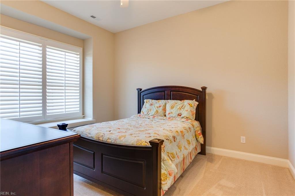 House in Chesapeake, Virginia, United States 5 - 16399678