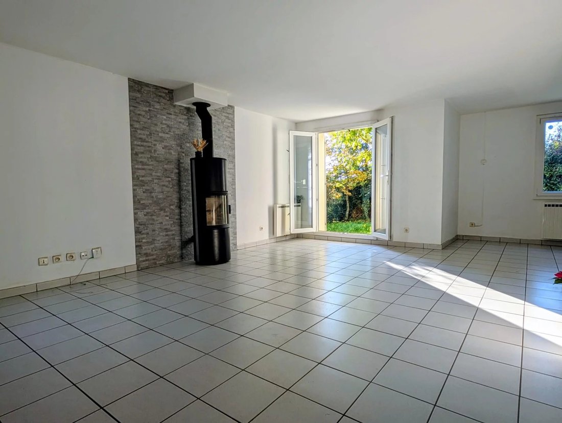 House in Centre Ville, Plaisir, France 5 - 16359180