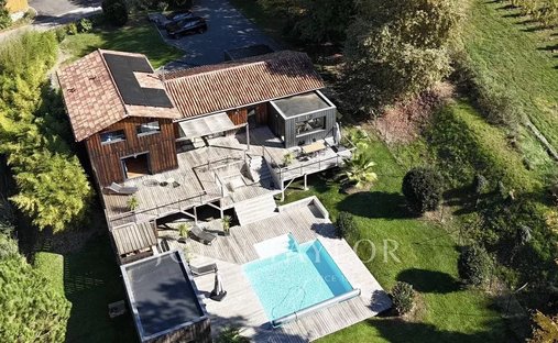 House in Latresne, Nouvelle-Aquitaine, France 1