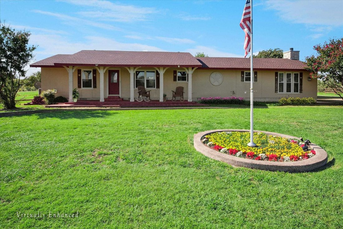 House in Cross Roads, Texas, United States 2 - 16399496